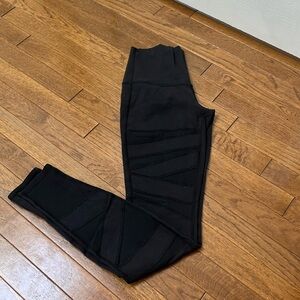 Lululemon Wunder Under Criss Cross Mesh